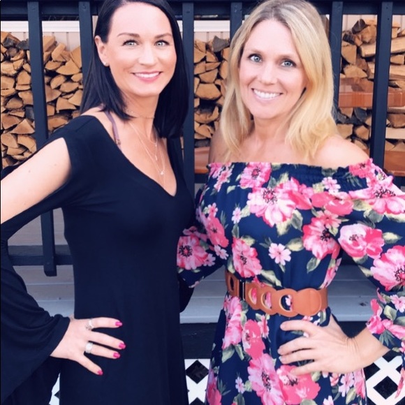 Off the shoulder dress - Picture 2 of 2